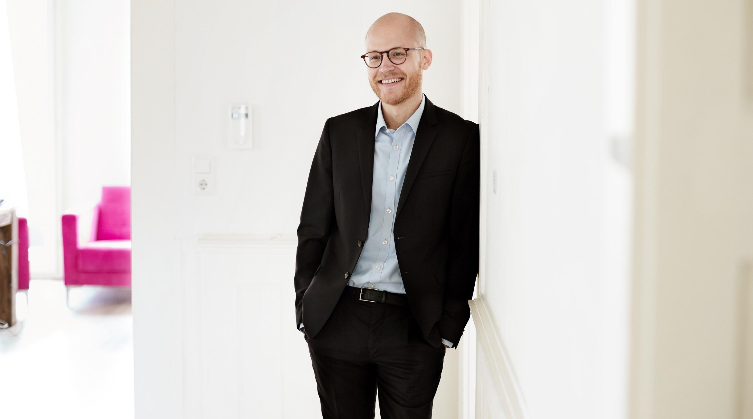 Dr. David Ulrich