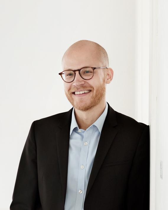 Dr. David Ulrich